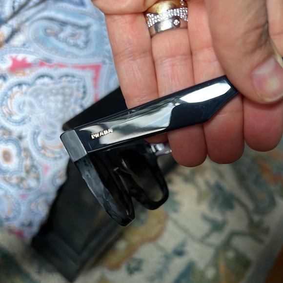 Prada grey Camo sunglasses - Picture 4 of 9